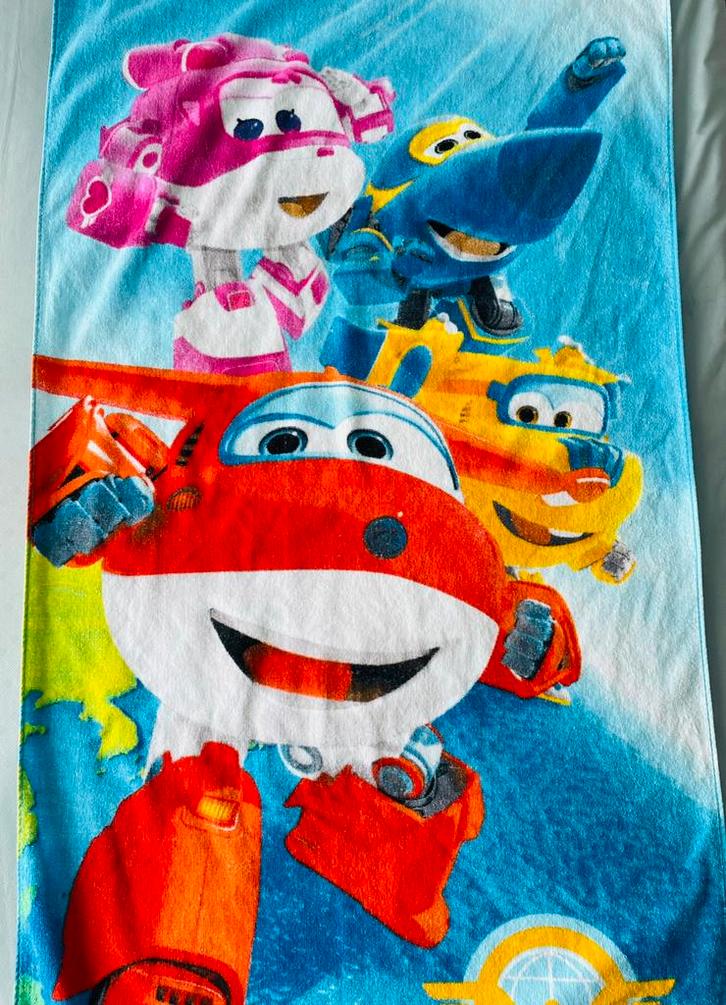 Super Wings Badhanddoek/Strandlaken 135 x 70 cm 100% Katoen, Kinderen en Baby's, Kinderkleding | Kinder-zwemkleding, Zo goed als nieuw