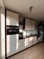 Nette gebruikte keuken met kookeiland, Ophalen, Gebruikt, Wit, Hoekkeuken