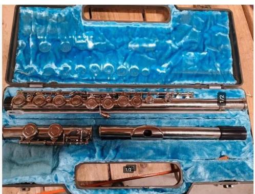 Triumph dwarsfluit, Muziek en Instrumenten, Blaasinstrumenten | Dwarsfluiten en Piccolo's, Zo goed als nieuw, Dwarsfluit, Met koffer of tas