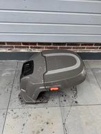 Gardena Garage - Robotmaaier (Gardena/Husqvarna), Tuin en Terras, Robotmaaiers, Ophalen of Verzenden, Zo goed als nieuw, Gardena