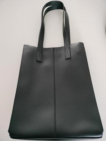 Te koop stijlvolle lederen shopper zwart nooit gebruikt!