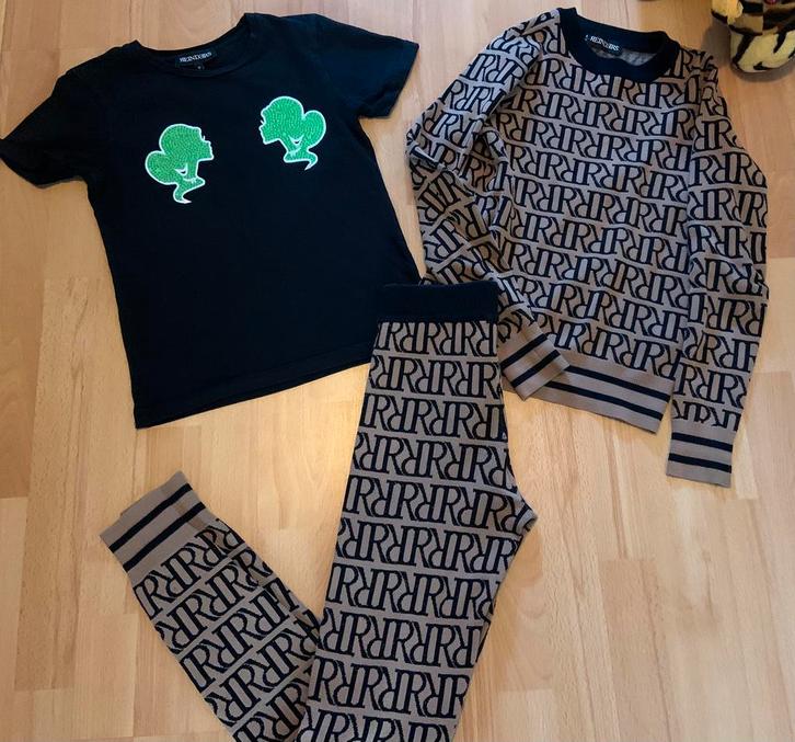 Reinders originele pake/setje truitje met broek 134/140/146, Kinderen en Baby's, Kinderkleding | Kinder-kledingpakketten, Zo goed als nieuw