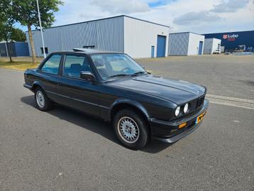 BMW 320i e30 1986 Zwart handbak !!! Coupe  orgineel nl !!! beschikbaar voor biedingen