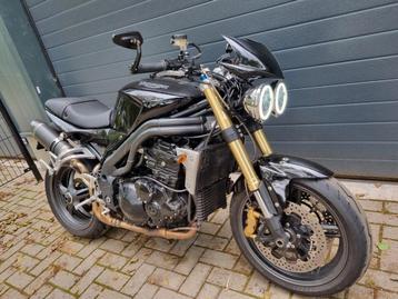 Triumph Speed Triple 1050 + garantie & beurt beschikbaar voor biedingen