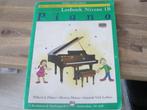 Alfred's basic piano library piano lesboek niveau 1B, Gebruikt, Overige genres, Les of Cursus, Ophalen of Verzenden
