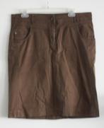 bruine rok maat 44, Kleding | Dames, Rokken, Bruin, Maat 42/44 (L), Ophalen of Verzenden, Knielengte