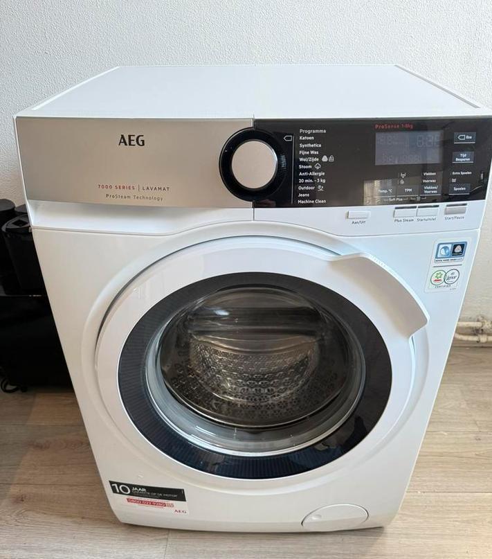 AEG 7000 Series 8kg Wasmachine LAVAMAT ProSteam Technology, Witgoed en Apparatuur, Wasmachines, Zo goed als nieuw, 8 tot 10 kg
