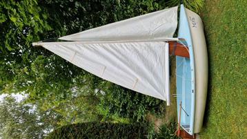 Zeil boot roeiboot polyester beschikbaar voor biedingen