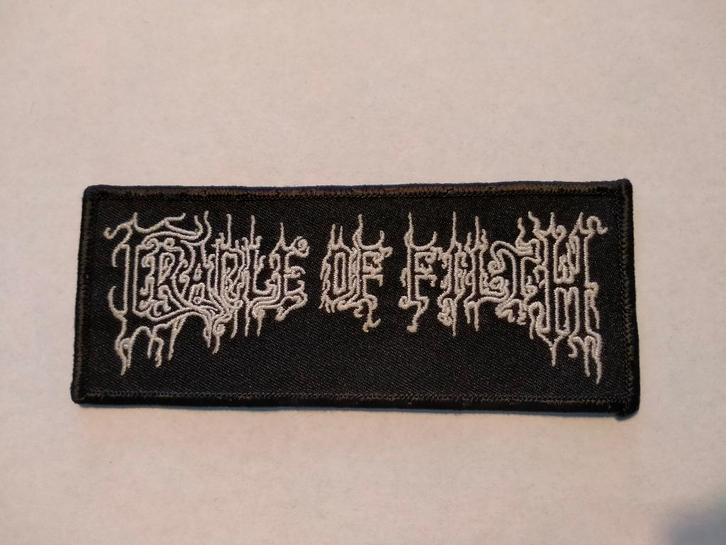 Cradle of Filth 2000 blue Grape logo patch embleem metal, Verzamelen, Muziek, Artiesten en Beroemdheden, Gebruikt, Kleding, Ophalen of Verzenden