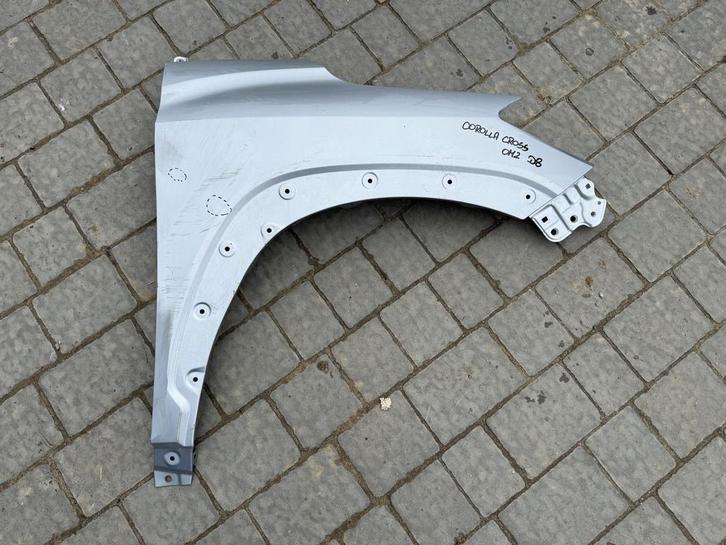 Toyota Corolla Cross rechtervoorvleugel, Auto-onderdelen, Carrosserie en Plaatwerk, Spatbord, Toyota, Gebruikt, Ophalen of Verzenden