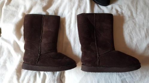 Bruine bontlaarzen maat 36, Kleding | Dames, Schoenen, Zo goed als nieuw, Hoge laarzen, Bruin, Ophalen of Verzenden