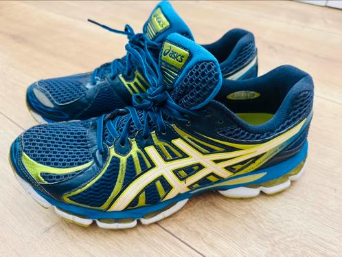 Asics Gel Nimbus 15 maat 45 Mooie Schoenen, Sport en Fitness, Loopsport en Atletiek, Zo goed als nieuw, Hardloopschoenen, Asics