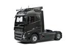 Solido Volvo FH16 Globetrotter XL Black 2022 1:24, Hobby en Vrije tijd, Modelauto's | 1:24, Ophalen of Verzenden, Nieuw, Bus of Vrachtwagen