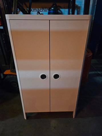 Kast wit kinderkamer hang leg beschikbaar voor biedingen