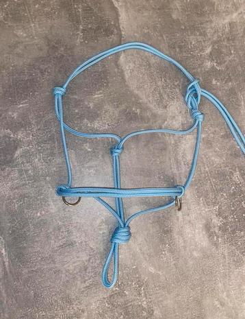 Touwhalsterset: rijhalster + teugels COB beschikbaar voor biedingen