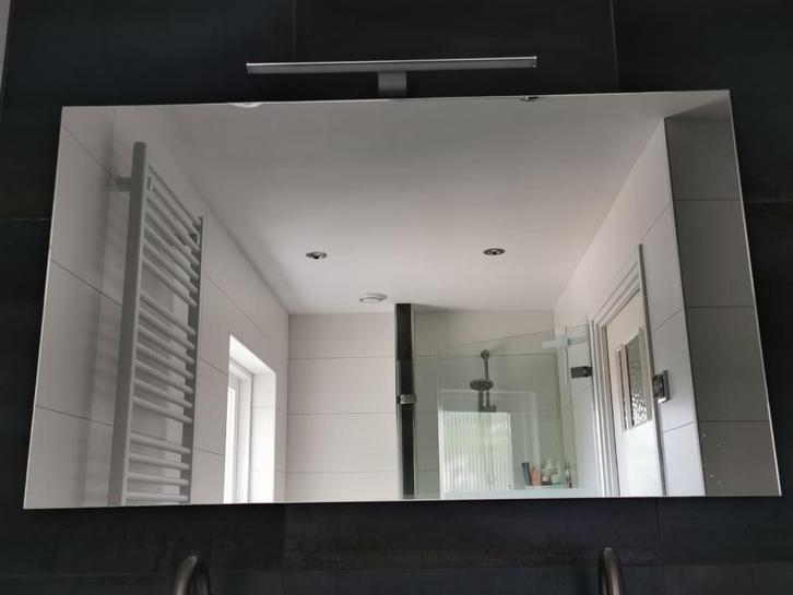 Badkamerspiegel 120 x 70 met verlichting, Huis en Inrichting, Badkamer | Badkamermeubels, Nieuw, Overige typen, Minder dan 100 cm