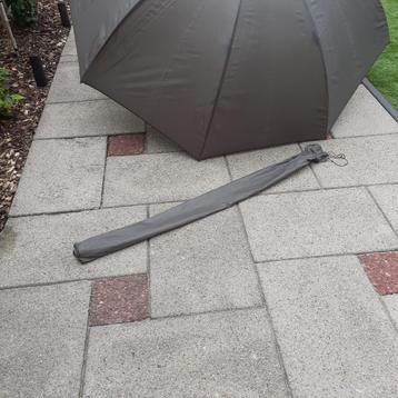 Capture vissersparaplu 180cm beschikbaar voor biedingen