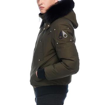 ⚜️⚜️Moose Knuckles Ballistic Bomber Army Green canada beschikbaar voor biedingen