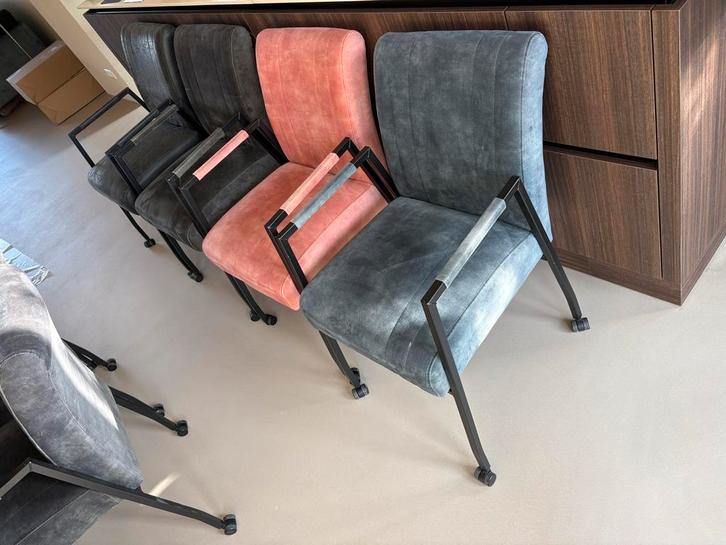 Set Stijlvolle Eetkamerstoelen velvet&leer blauw groen roze, Huis en Inrichting, Stoelen, Zo goed als nieuw, Vijf, Zes of meer stoelen