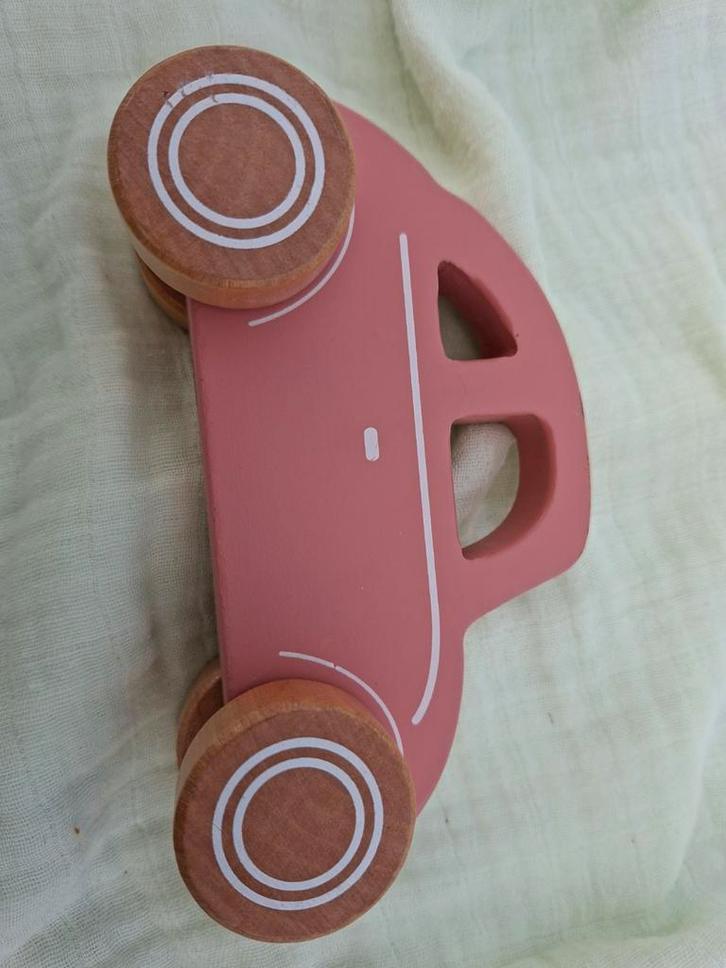 Little Dutch Houten Auto - Roze, Kinderen en Baby's, Speelgoed | Houten speelgoed, Zo goed als nieuw, Rij- of Hobbelspeelgoed