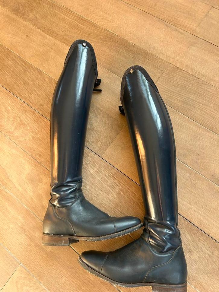 Hoog model - De Niro Bellini rijlaarzen - blauw lak, Dieren en Toebehoren, Paardrijkleding, Zo goed als nieuw, Schoeisel, Dressuur