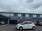 Toyota Aygo 1.0 VVT-i | X-Fun 5-Drs | Airco, Auto's, Toyota, Voorwielaandrijving, Gebruikt, Euro 6, 4 stoelen