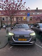 Audi e-tron 50 Quattro 313pk 2019 Grijs, Auto's, Automaat, 1800 kg, 124 €/maand, Vierwielaandrijving
