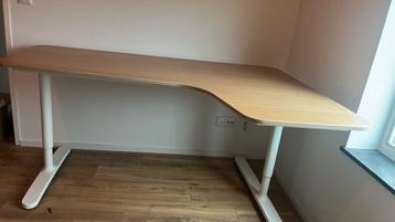 HOEKBUREAU BEKANT IKEA - afbeelding 1