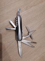 Zakmes met 11 functies, Doe-het-zelf en Verbouw, Gereedschap | Handgereedschap, Ophalen, Gebruikt