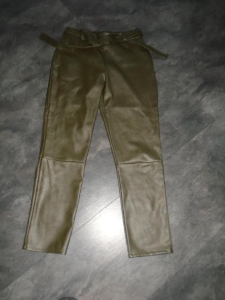 Chastar Nep Leer Leather Look Lange Groen Broek maat XL, Kleding | Dames, Broeken en Pantalons, Zo goed als nieuw, Maat 46/48 (XL) of groter