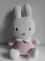 Grote Nijntje knuffel met rammelaar, Ophalen of Verzenden, Zo goed als nieuw, Konijn