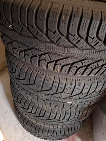 4x winterbanden Kleber Krisalp stalen velgen beschikbaar voor biedingen