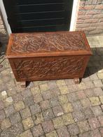 Houten kistje met houtsnijwerk., Minder dan 50 cm, Gebruikt, 50 tot 100 cm, Ophalen of Verzenden