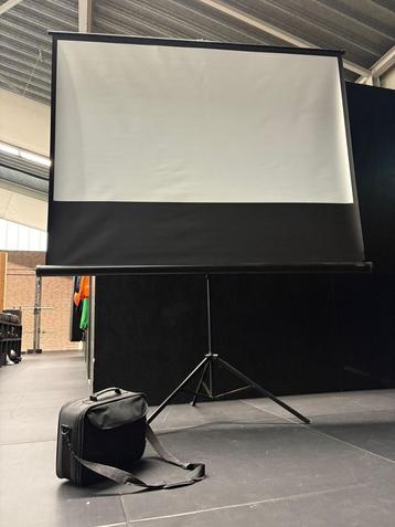 Optoma beamer te koop. Complete set! beschikbaar voor biedingen