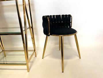 2 laatste stuks stoelen/kaptafelstoel/eetkamerstoel Showroom beschikbaar voor biedingen