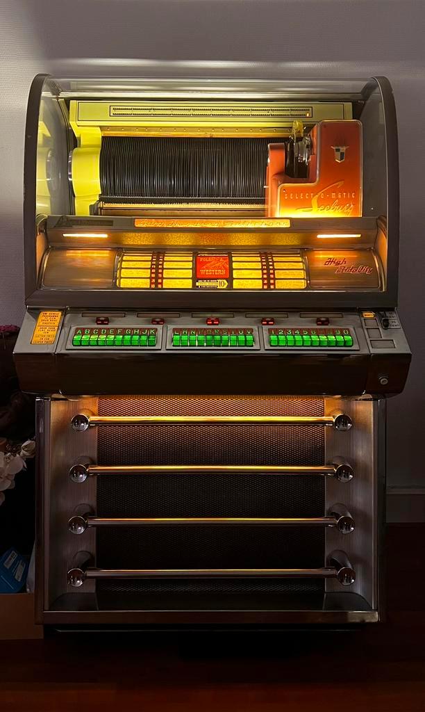Seeburg VL200 Jukebox - Prachtige Klassieker!, Verzamelen, Automaten | Jukeboxen, Gebruikt, Seeburg, 1950 tot 1960, Met singles