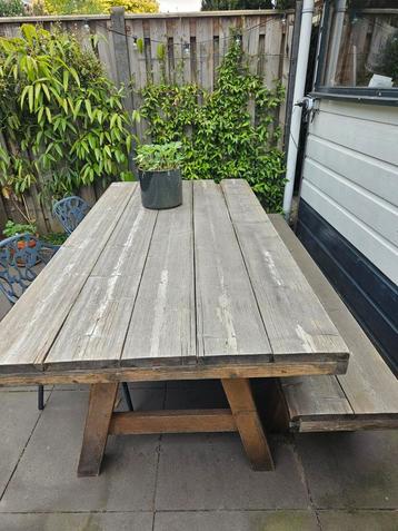 Steigerhouten Tuintafel+bankje beschikbaar voor biedingen