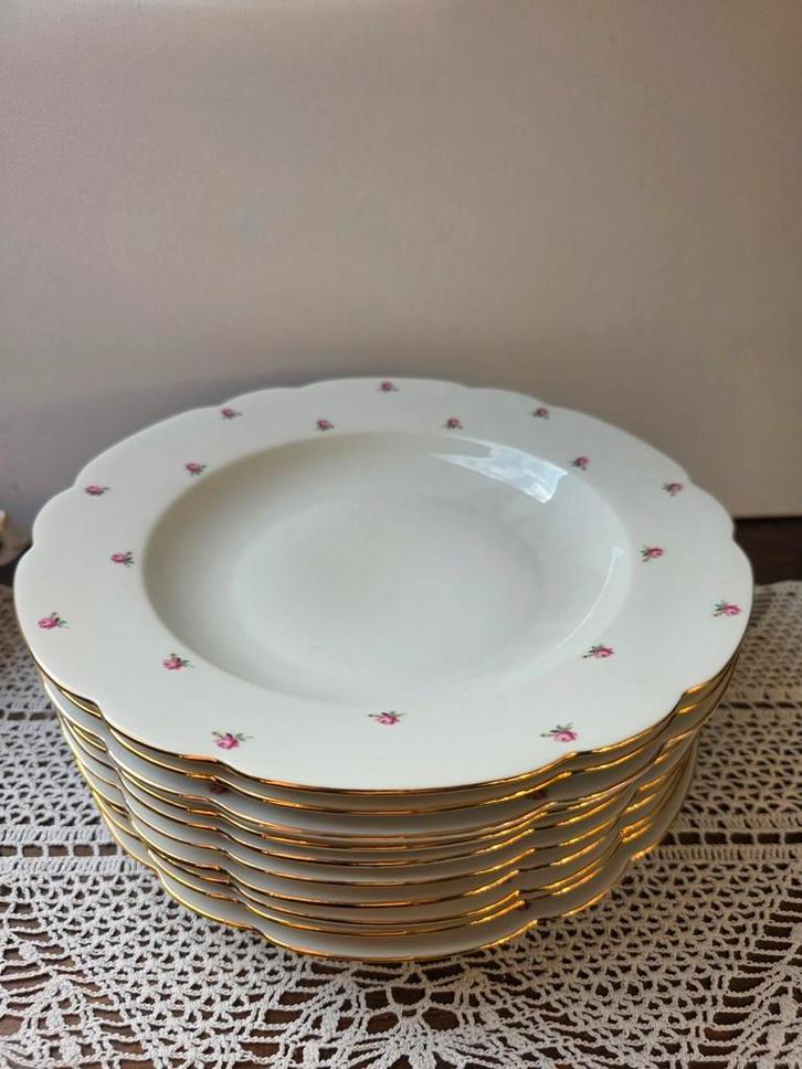 Inka Borden met schattige roosjes, Antiek en Kunst, Antiek | Servies los, Ophalen of Verzenden