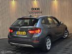 BMW X1 xDrive20i 184 Edition 2eEIGN NAP LEDER XENON TREKHAAK, Gebruikt, 2000 kg, Bedrijf, Handgeschakeld