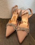 Hakken met strik, Kleding | Dames, Schoenen, Ophalen of Verzenden, Zo goed als nieuw, Zwart