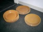 Set van bruine borden (18 delig), Huis en Inrichting, Keuken | Servies, Ophalen of Verzenden, Nieuw, Overige stijlen, Bord(en)