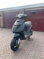 Piaggio zip 4t 80cc 2011 project, Fietsen en Brommers, Scooters | Piaggio, Ophalen, Zo goed als nieuw, Benzine, Zip