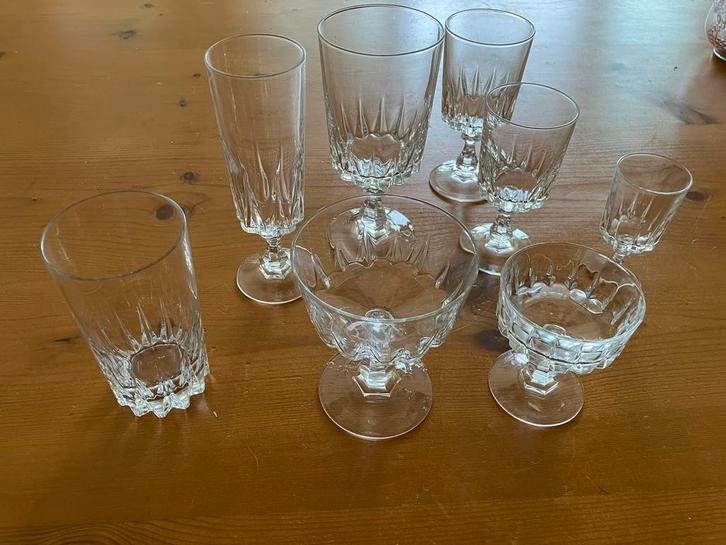Prachtige kristallen glazen, complete set Cristal d’Arques, Verzamelen, Glas en Borrelglaasjes, Zo goed als nieuw, Overige typen