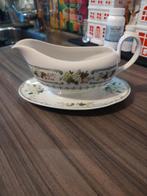 Royal Doulton Provencal Sauskom met Schotel, Huis en Inrichting, Keuken | Servies, Overige typen, Ophalen of Verzenden, Zo goed als nieuw