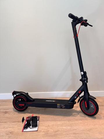  Elektrische step i9 NIEUW | 30km/u | 350Watt | 25km | app beschikbaar voor biedingen