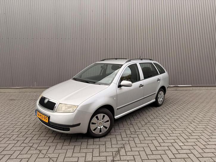 Skoda Fabia Combi 1.4-16V Choice Airco|PDC|Net grote beurt g, Auto's, Skoda, Bedrijf, Te koop, Fabia, ABS, Airbags, Airconditioning