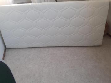Matras  beschikbaar voor biedingen