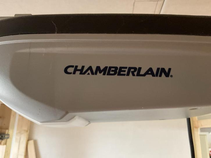 Automatische kanteldeur voor garage., Doe-het-zelf en Verbouw, Deuren en Horren, Gebruikt, Garagedeur, 200 tot 215 cm, 80 tot 100 cm