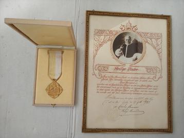 Verguld brons medaille penning Paus Pius VI doos certificaat beschikbaar voor biedingen