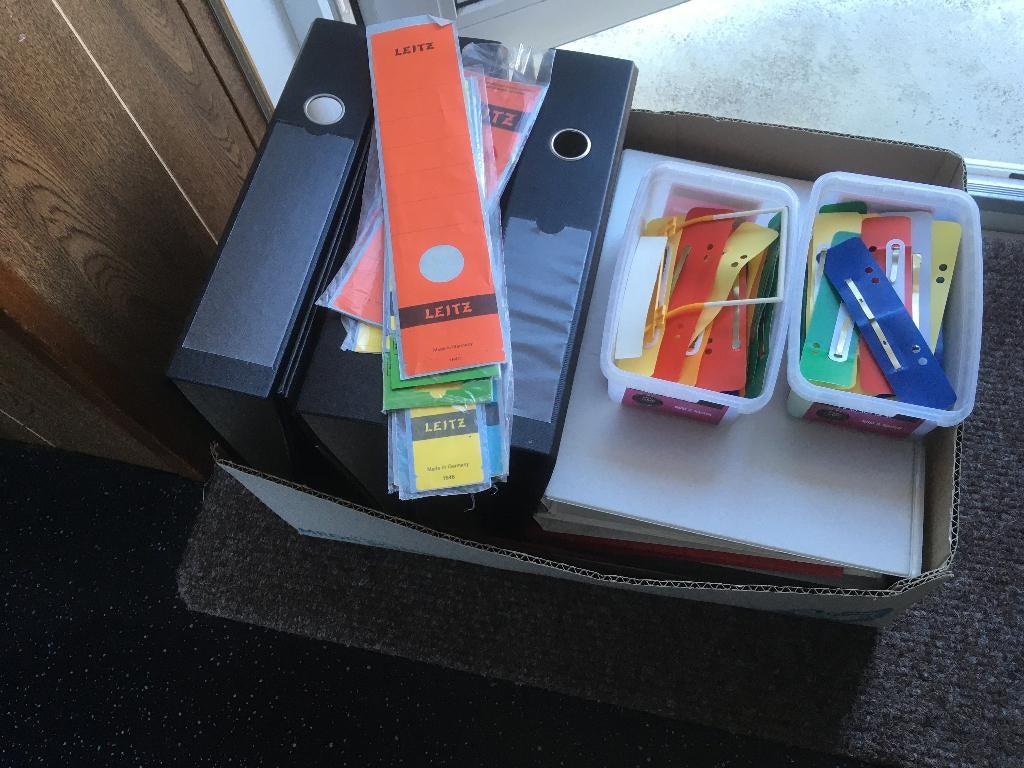 rommelmarkt spullen diverse partij kantoor beker boek spel, Diversen, Ophalen